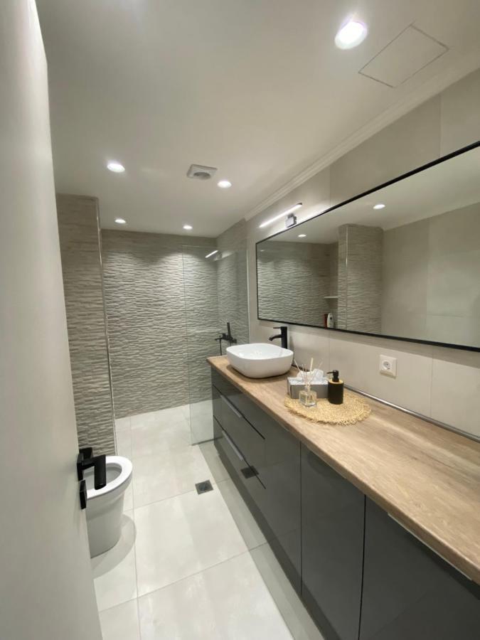 Medusa Luxury Apartments ฟีนีคุนตา ภายนอก รูปภาพ